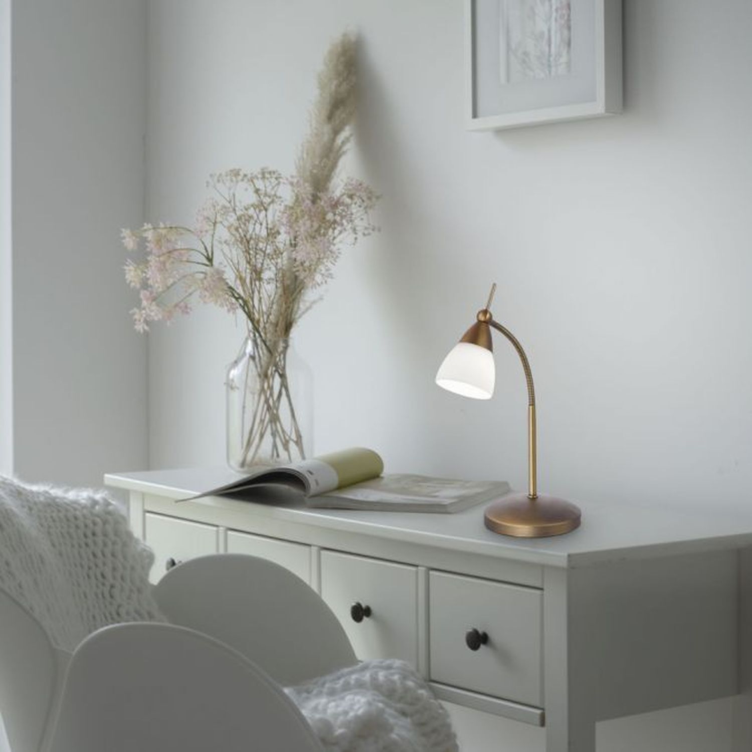 Lampe, Tischlampe, Mobiliar, Tabelle, Blume