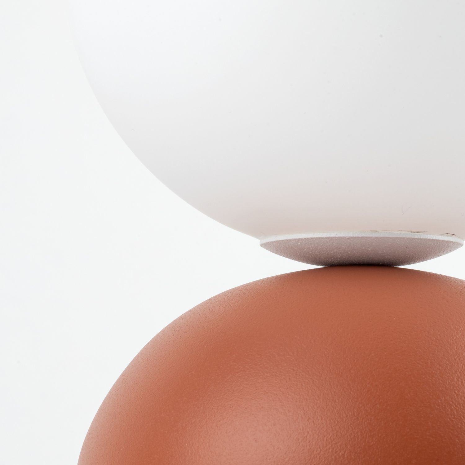 Tischleuchte Glas Metall H: 21 cm klein Rot Weiß G9 Kugel Ei, Essen