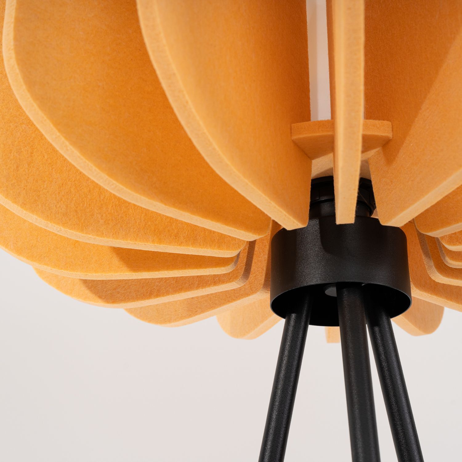 Stehlampe Metall Gelb E27 H:134 cm Tripod Schalter Lampe, Lampenschirm