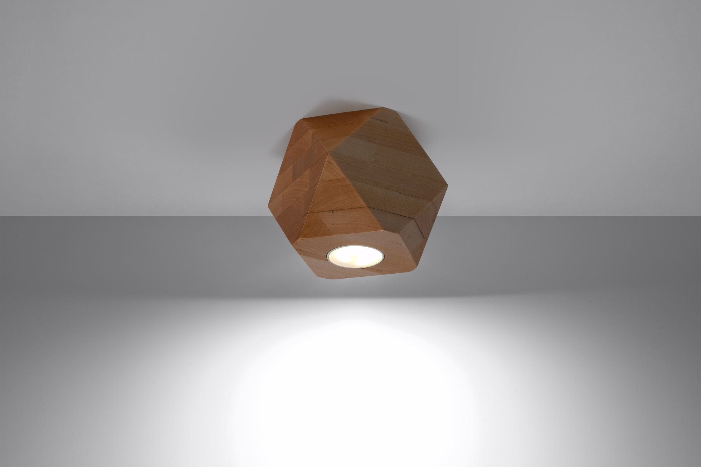 Kleine Deckenleuchte Holz geometrisch H: 12 cm flach GU10