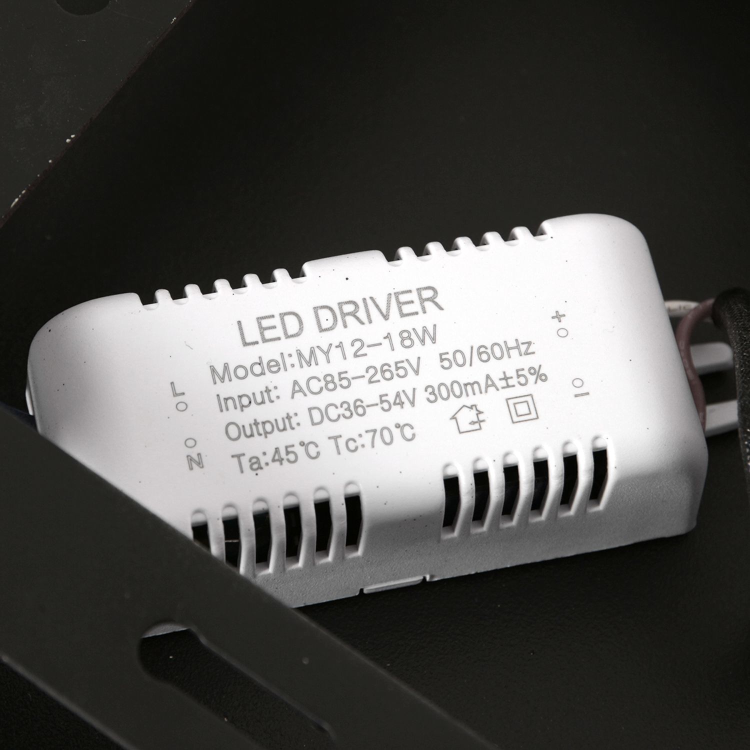 LED Deckenlampe Metall Kunststoff Schwarz 20 W 2700 K Adapter, Elektronik