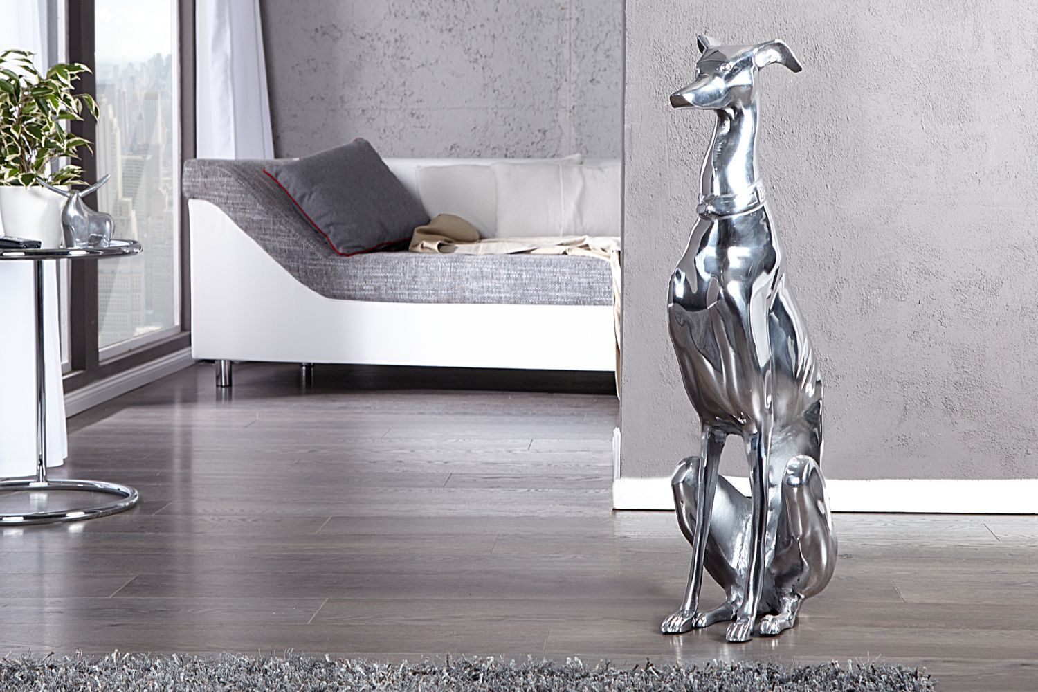Deko Statue Windhund Aluminium 25x40 cm in Silber Innenarchitektur, Inneneinrichtung, Fußboden, Bodenbeläge, Couch