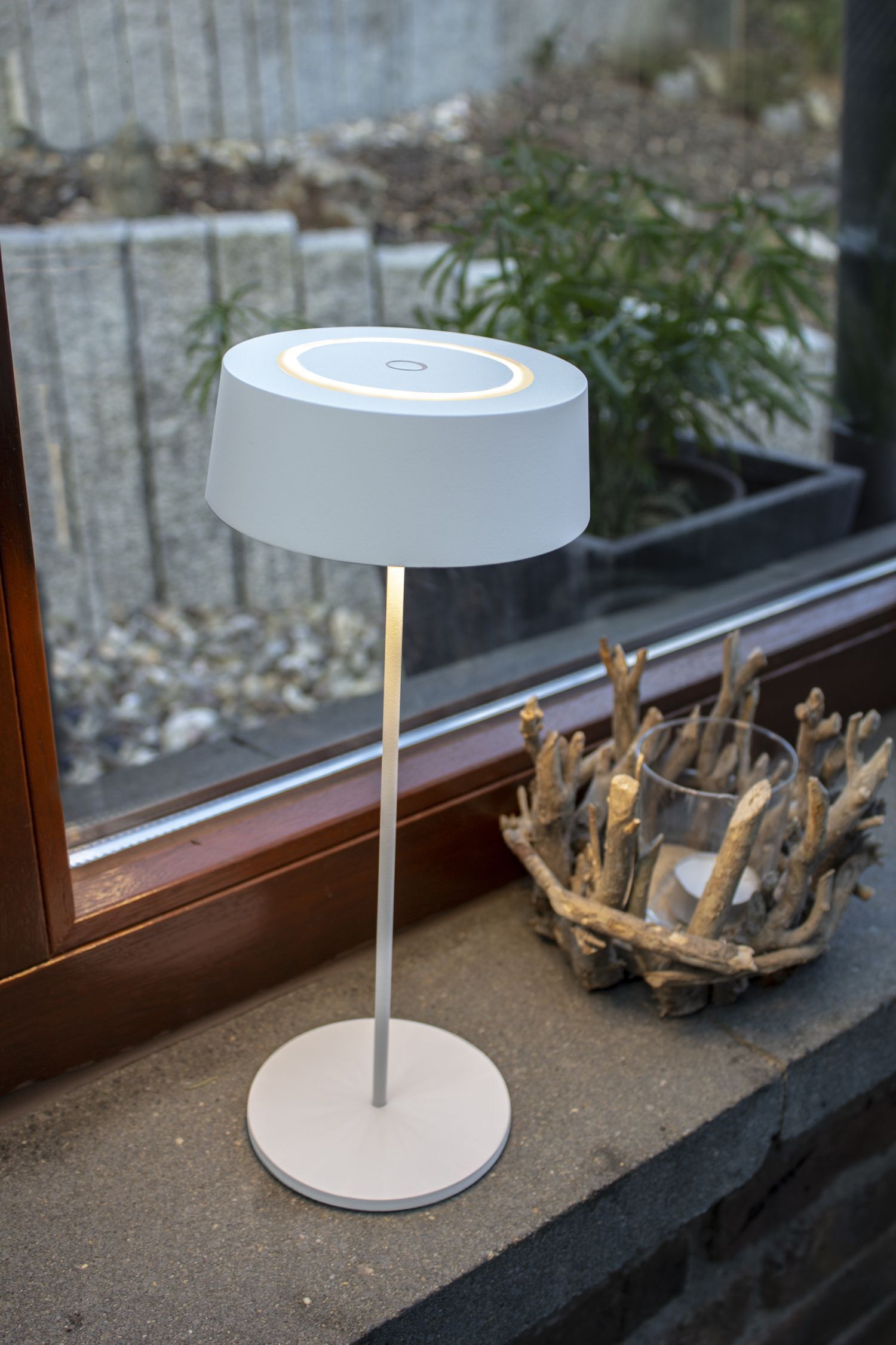Lampe, Holz, Klebeband