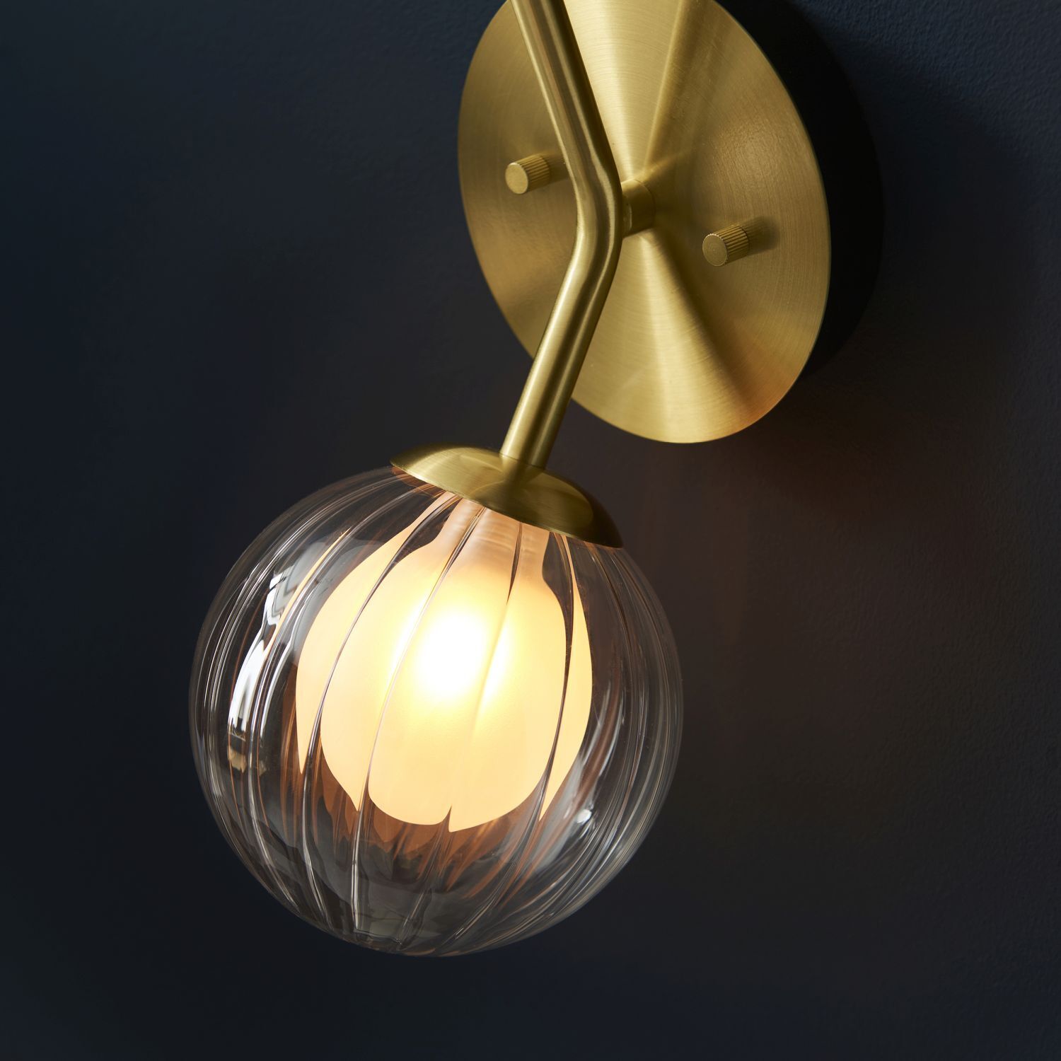Wandlampe Glas Metall 40 cm hoch in Messing Weiß 2x G9 Kugel