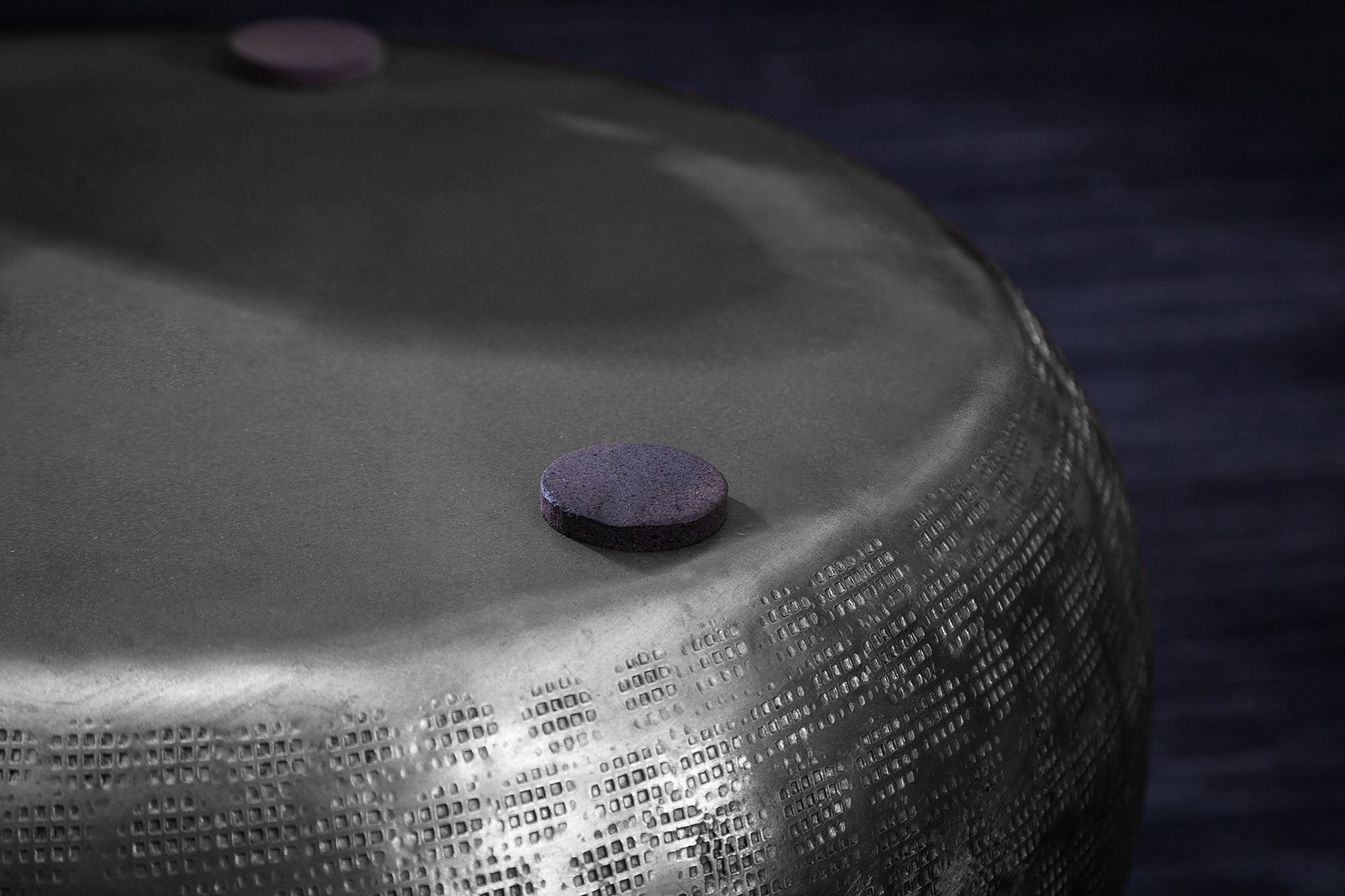 Übertopf 2er Set Metall Handarbeit Hammerschlag in Silber Sphäre, Eishockey-Puck, Eisbahn, Eislaufen, Sport