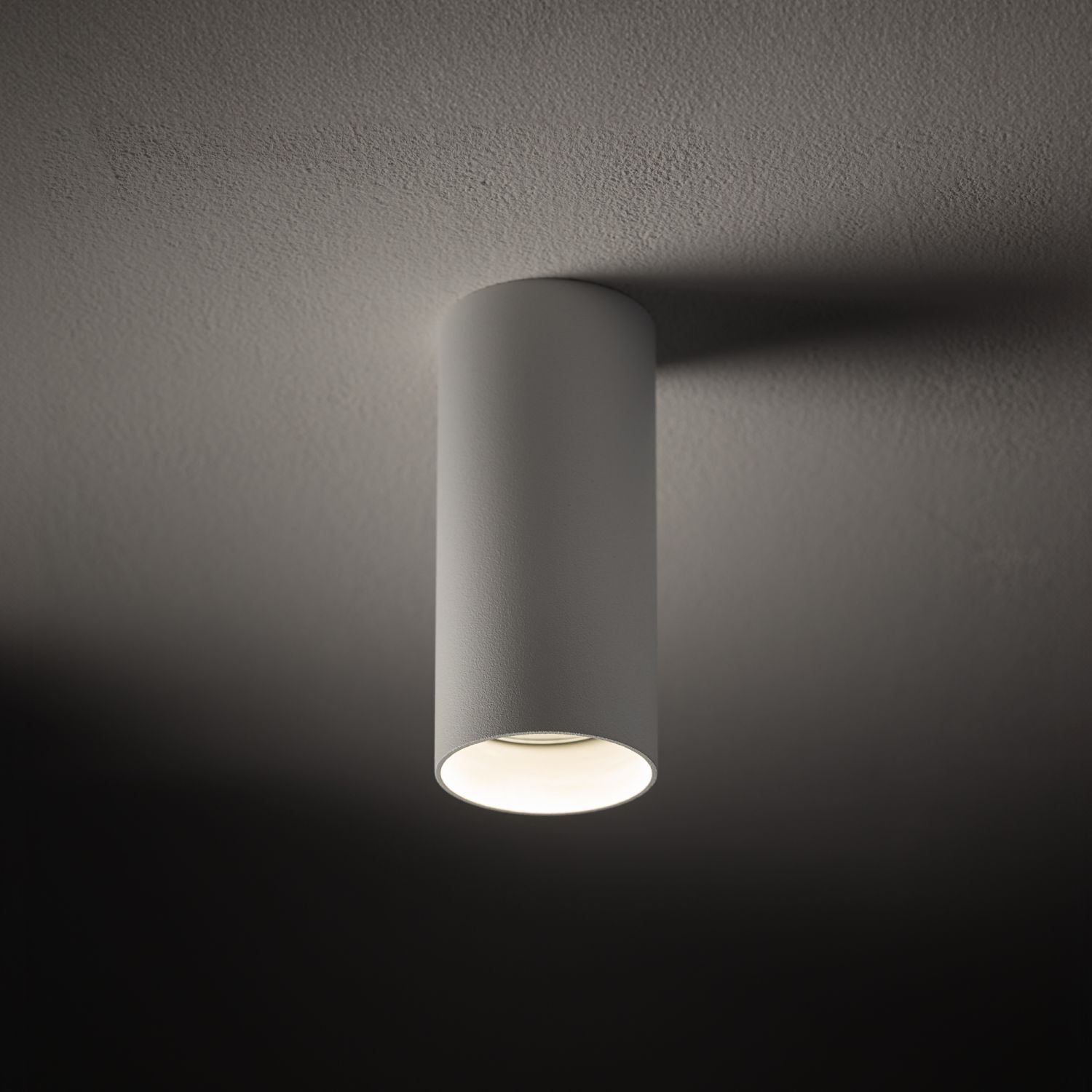 Deckenspot Aufputz Metall GU10 L:5,5 cm rund in Weiß
