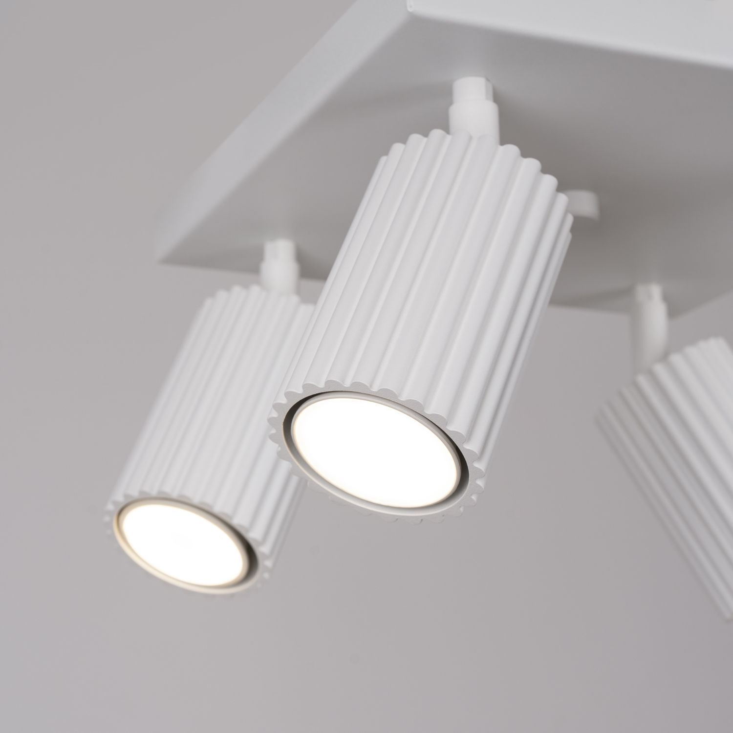 Deckenstrahler 4-flammig GU10 B: 25 cm klein Weiß Modern