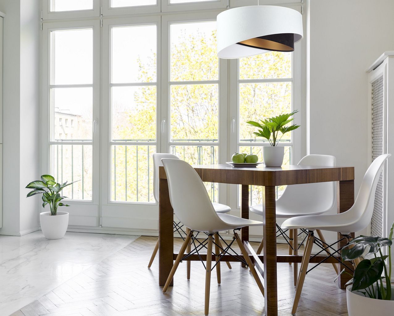 Tabelle, Esstisch, Fenster, Esszimmer, Französisches Fenster