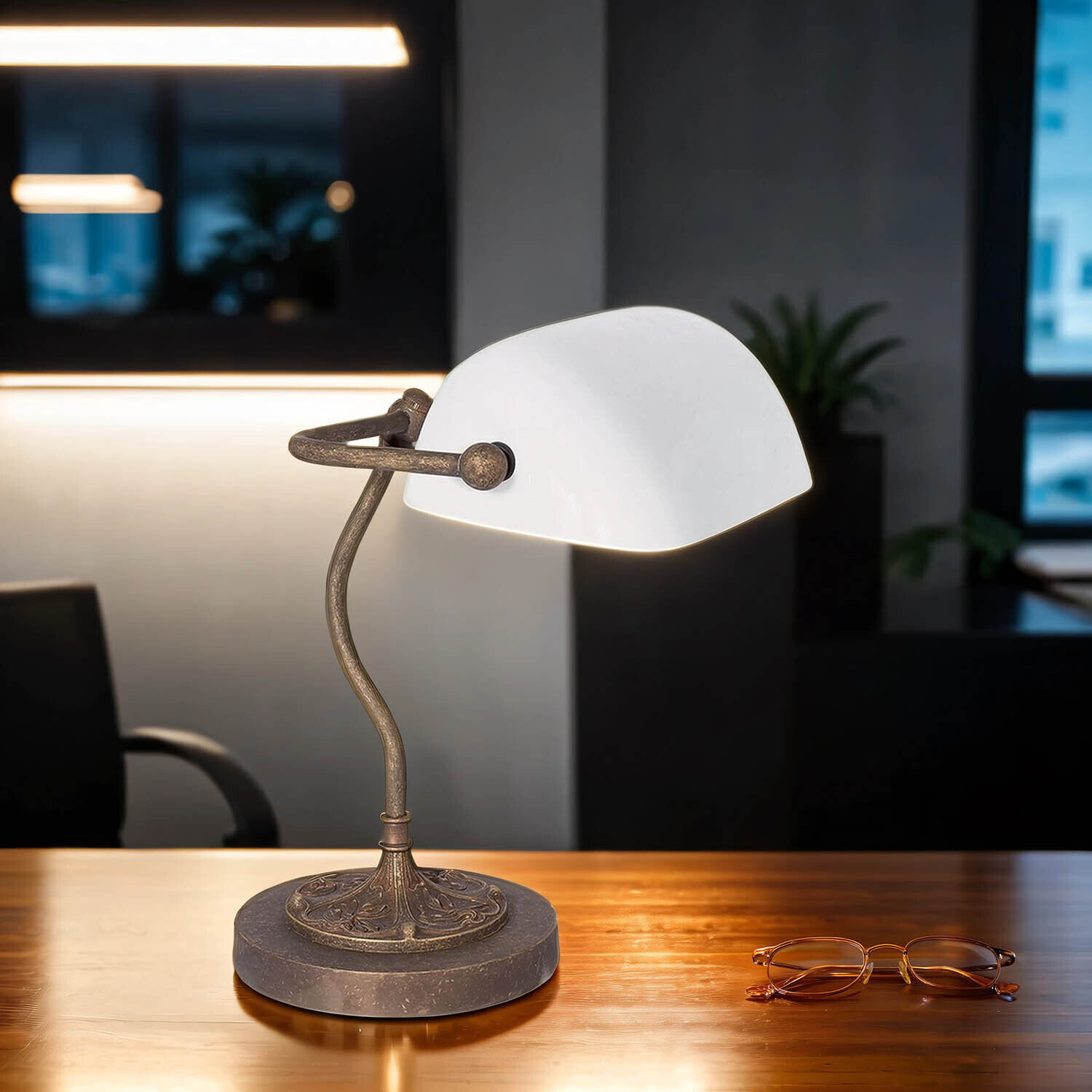 Exklusive Bankerlampe in Bronze Antik Weiß Echt-Messing Lampe, Tischlampe
