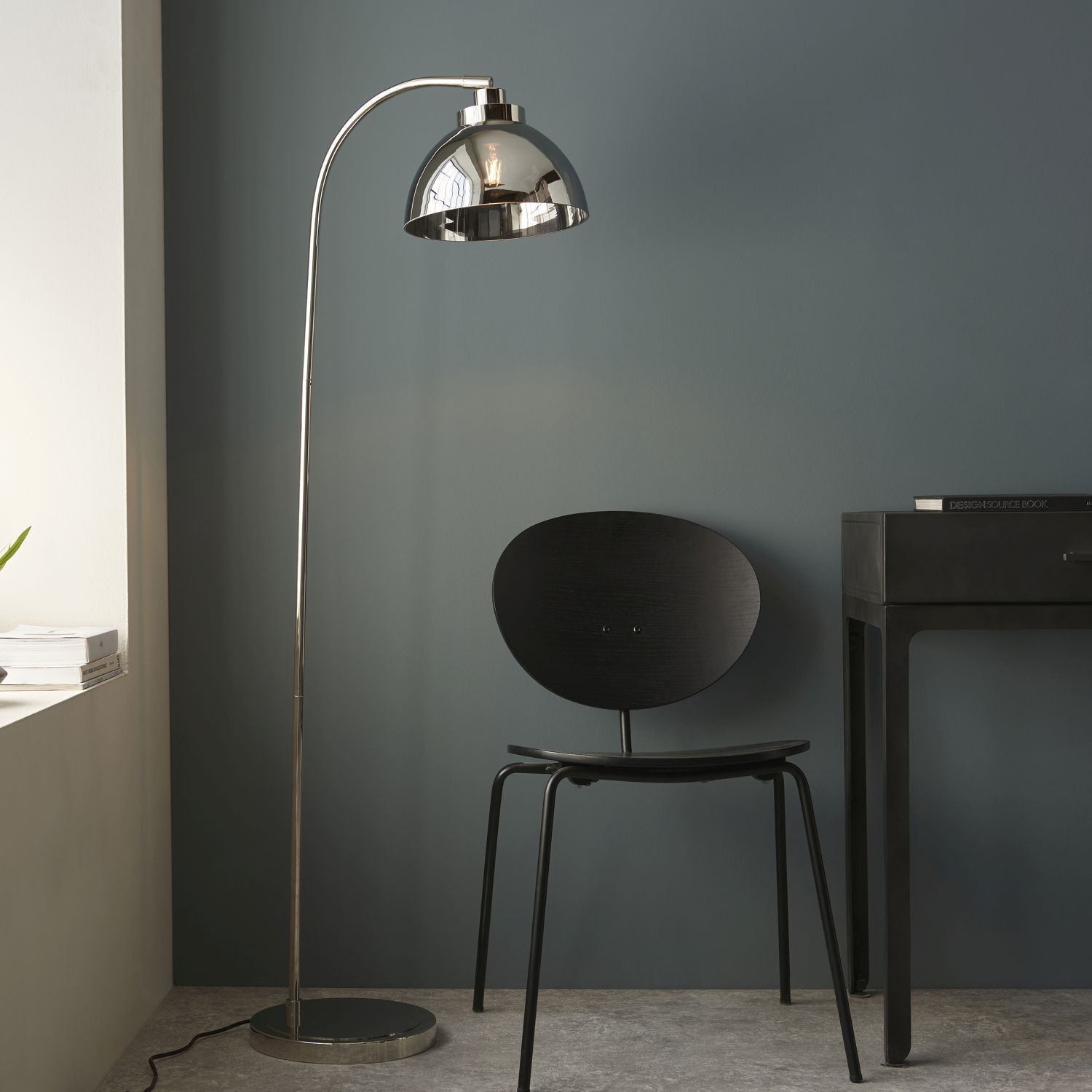 Lampe, Stehlampe, Stuhl, Mobiliar