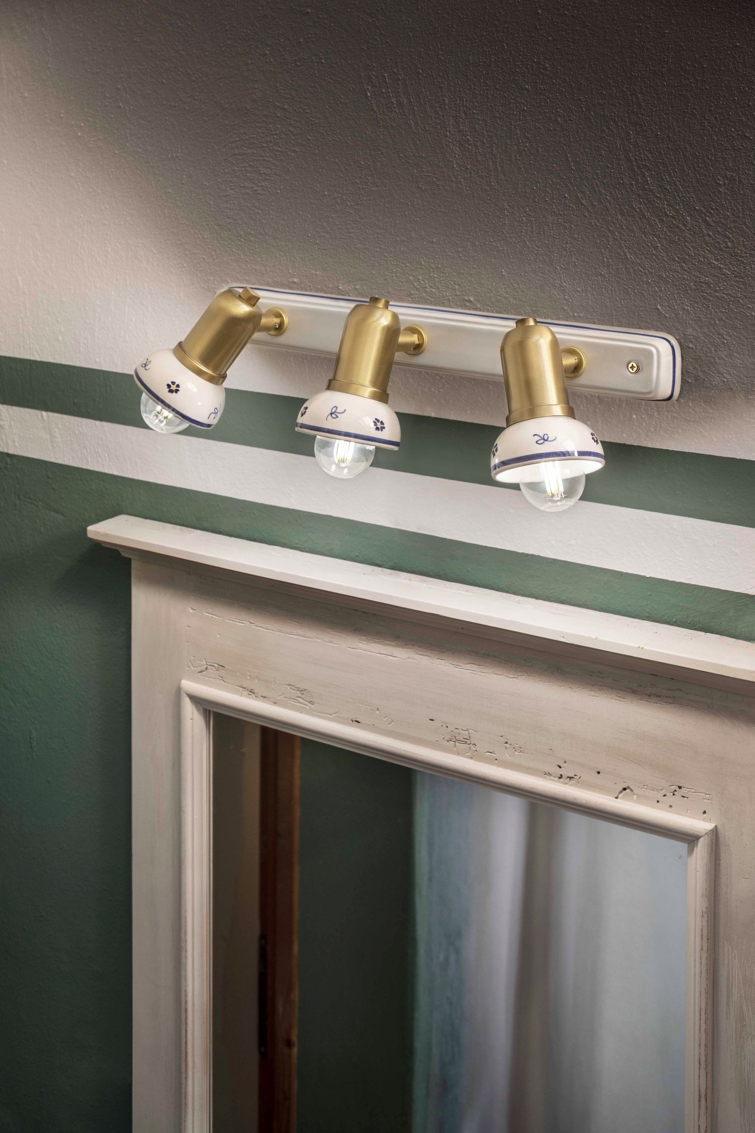 Wandlampe Metall Keramik E14 verstellbar 3-flammig Sinken, Waschbeckenhahn