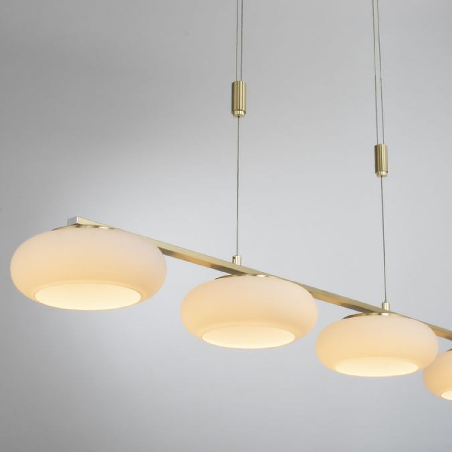 Lampe, Kronleuchter, Deckenventilator, Elektrisches Gerät, Deckenleuchte
