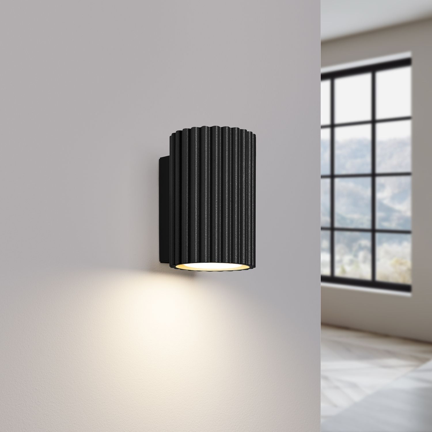 Schwarze Wandlampe klein 10 cm hoch GU10 aus Aluminium Modern