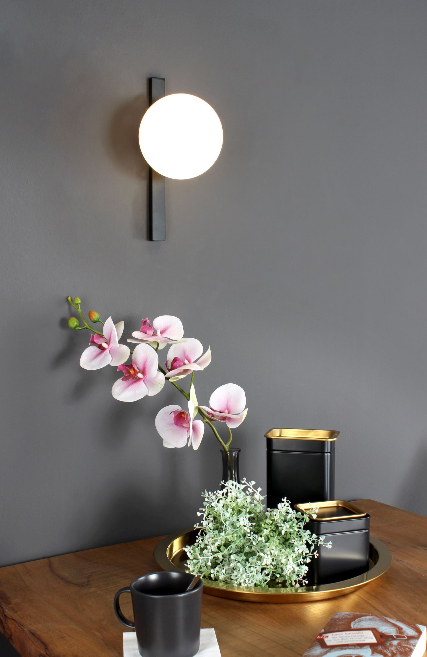 Blume, Blumen-Arrangement, Lampe, Tasse, Tabelle