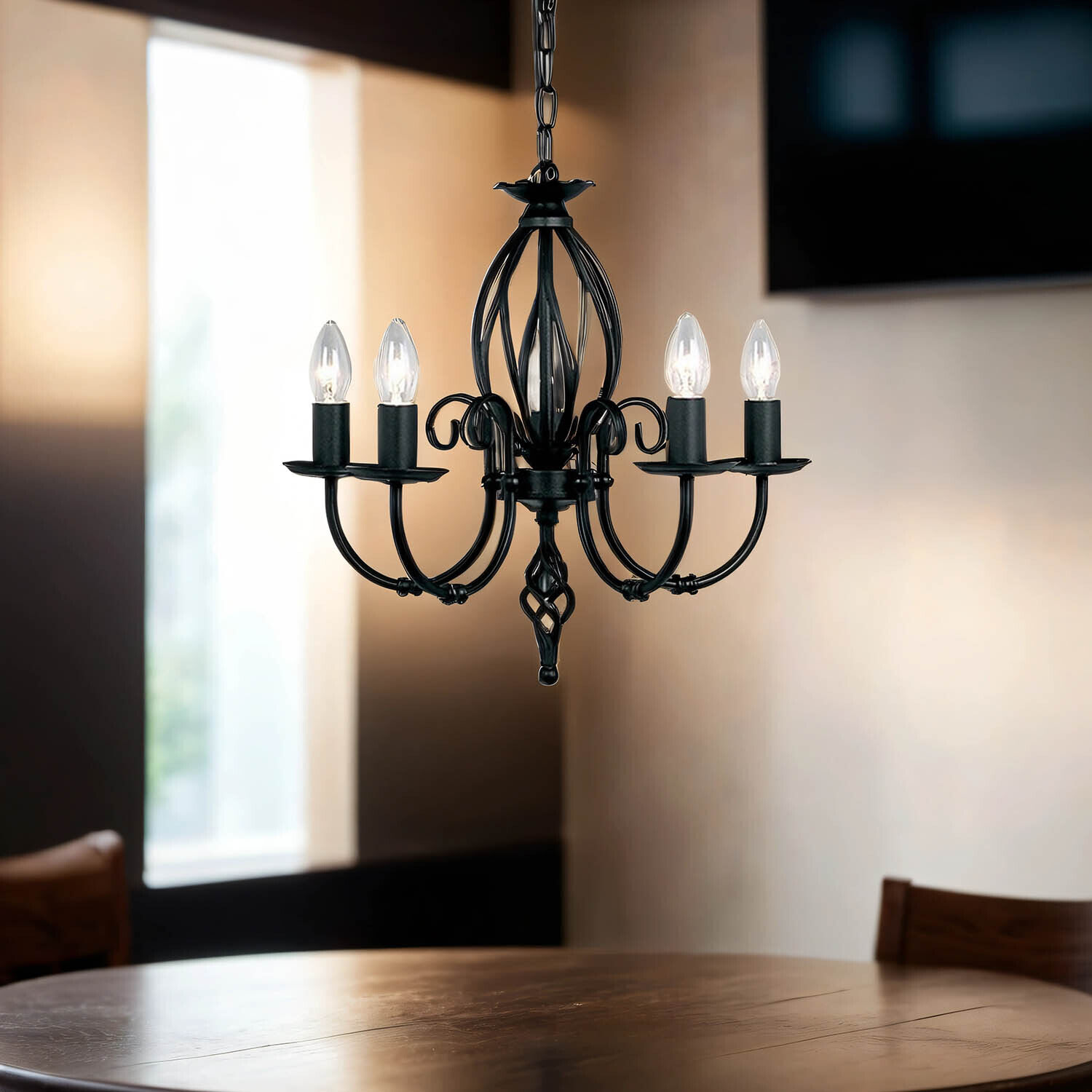 Schwarzer Kronleuchter Metall Höhe verstellbar Leuchter, Lampe, Mobiliar, Tabelle, Tischplatte