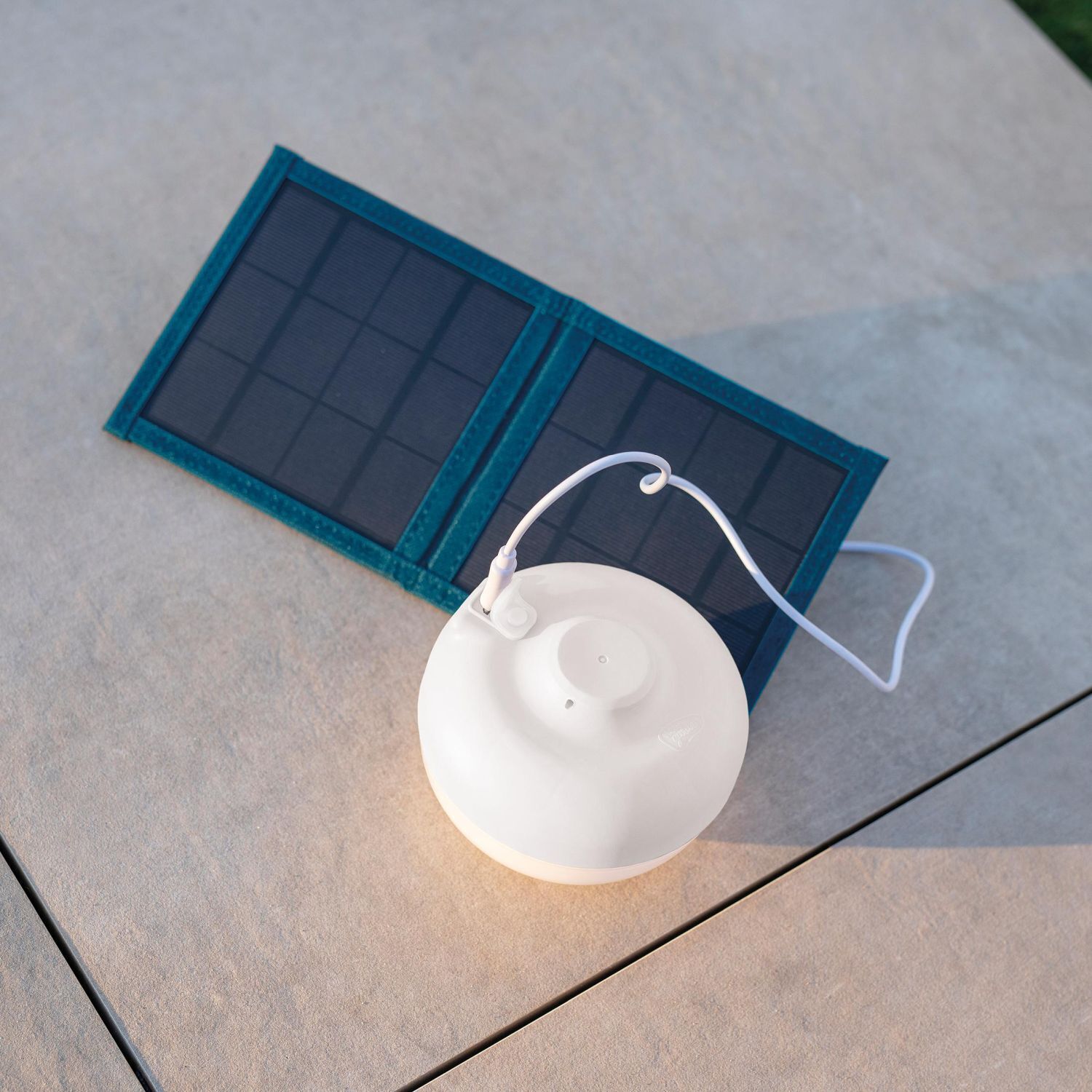 LED Leuchtmittel Akku Haken Magnet 2700 K dimmbar USB Solar CHERRY
