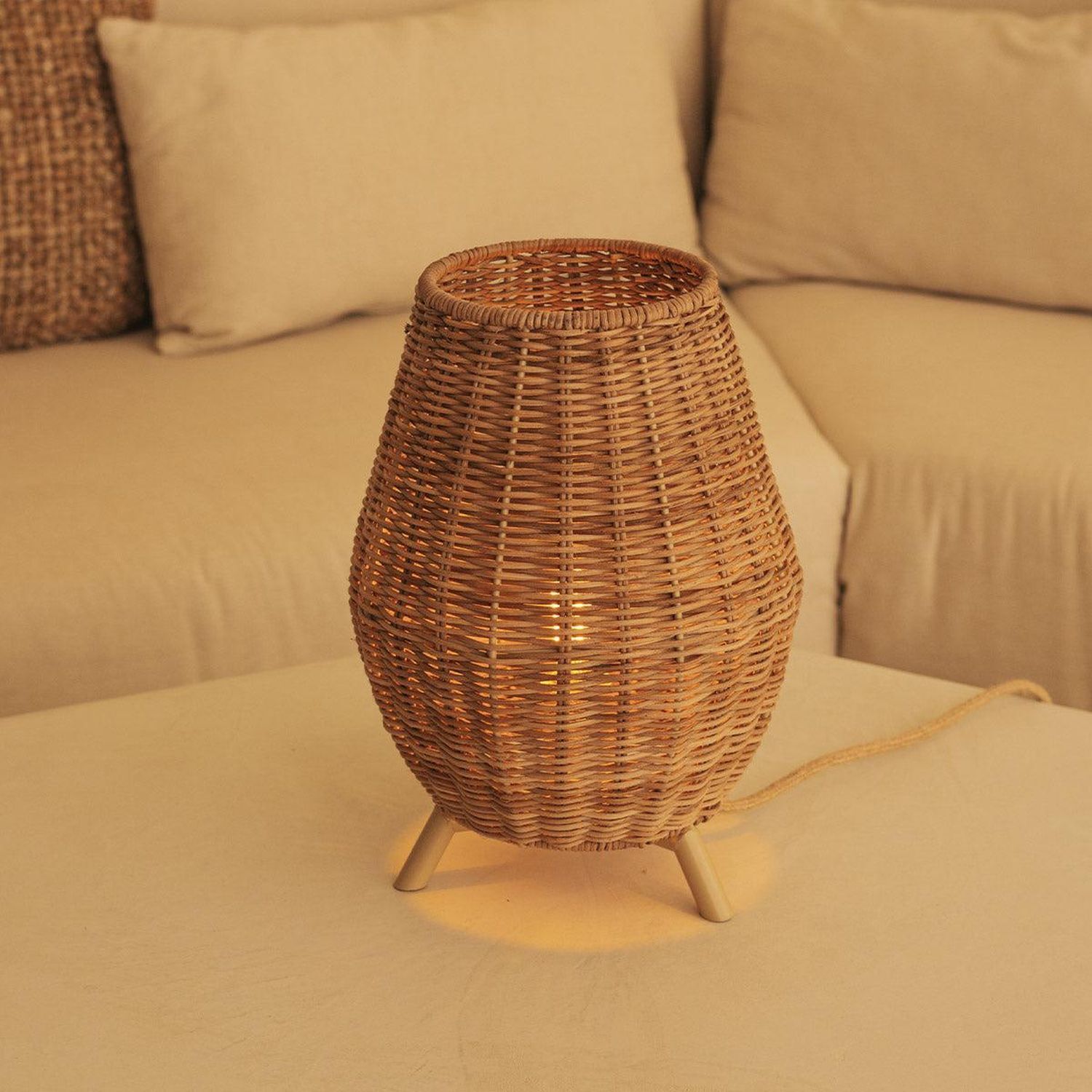 Tischleuchte Rattan H: 32,5 cm Dreibein Natur E27 FULDE Kunst, Kunsthandwerk, Lampe