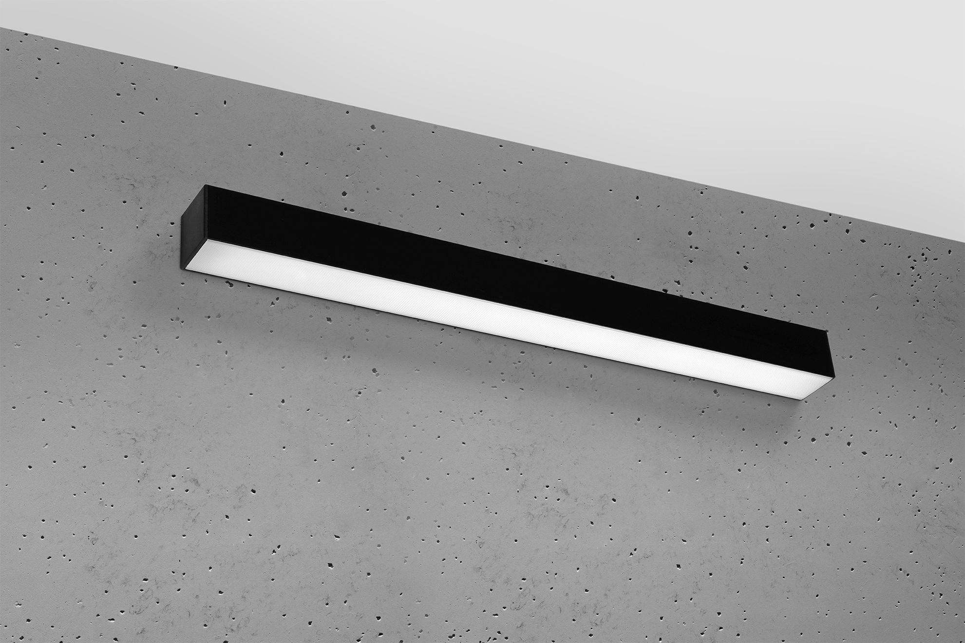 LED Wandlampe innen 67 cm Schwarz 3000 K 2080 lm