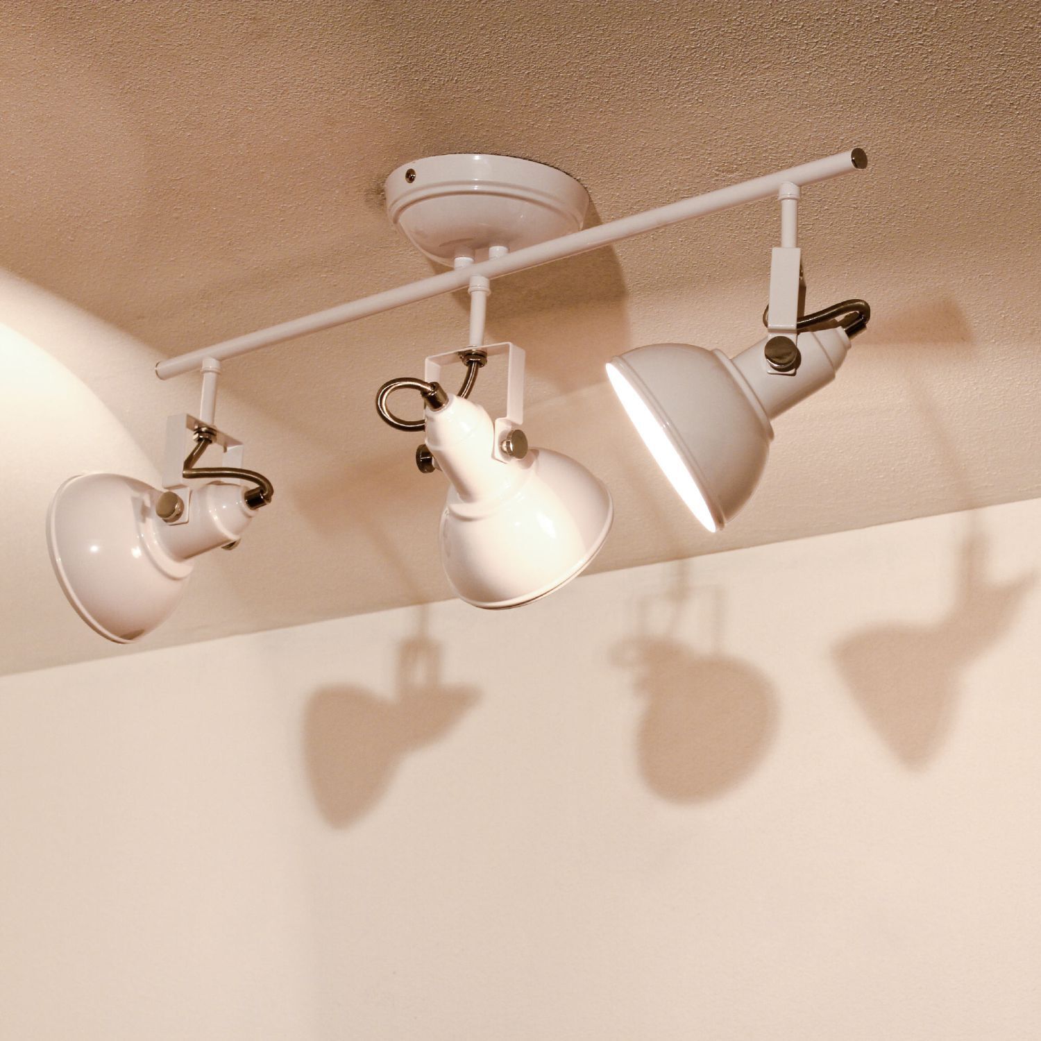 Retro Strahler schwenkbar Weiß 3-flmg E14 GINA Leuchte, Beleuchtung