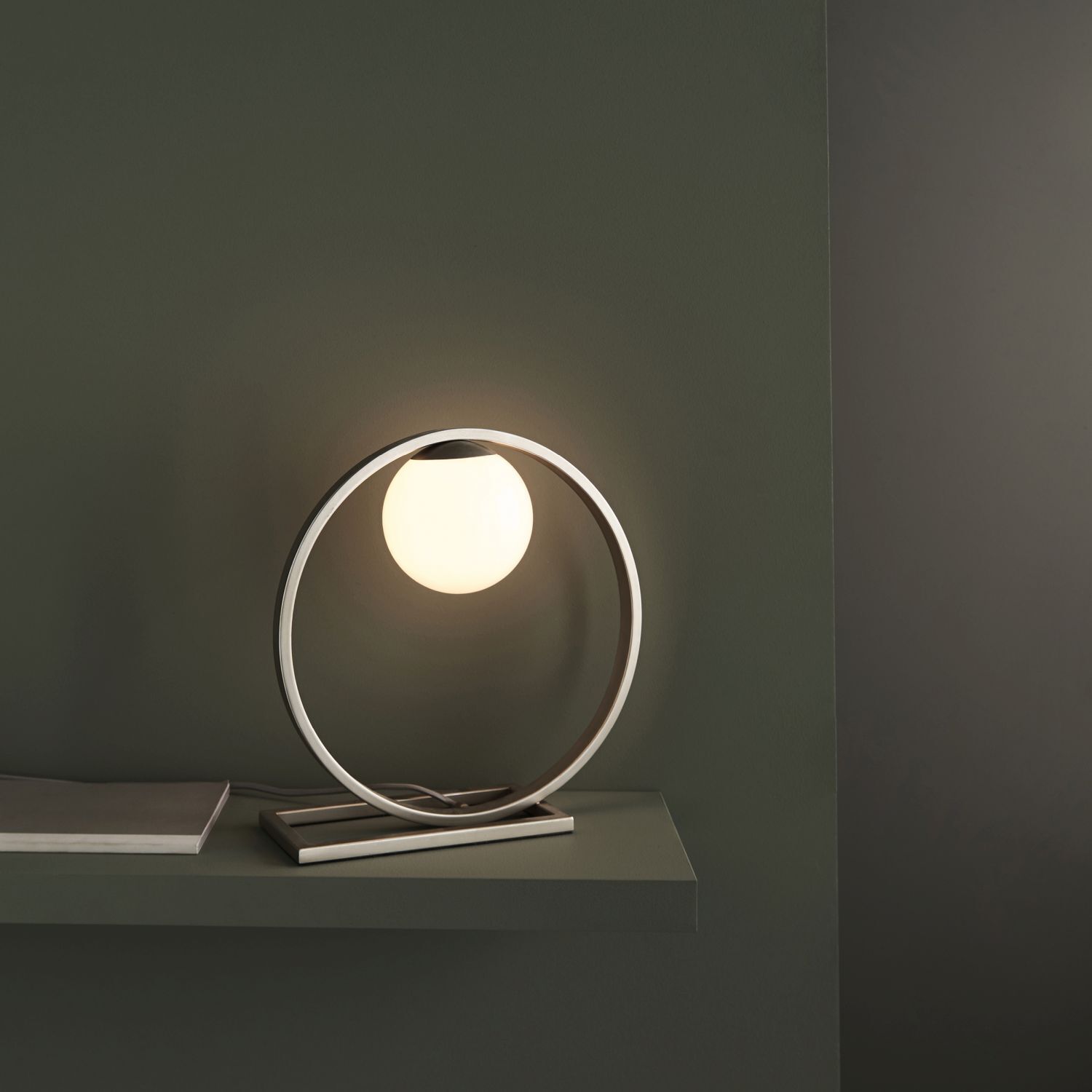 Tischlampe Metall Glas H: 32,2 cm in Silber Weiß G9
