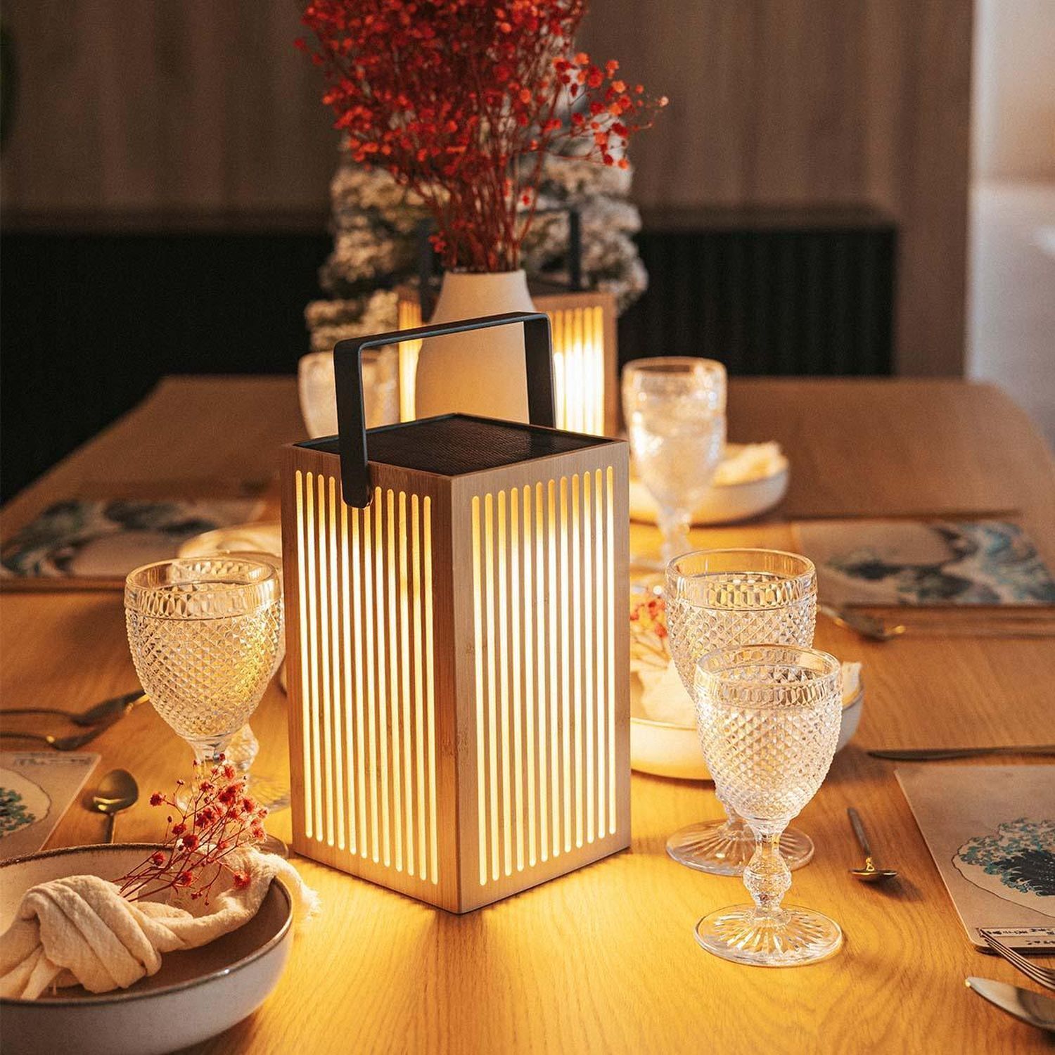 LED Tischleuchte Holz Metall 24 cm IP54 2700K kabellos Outdoor Laterne, Licht, Tischdeko, Holz, Glas