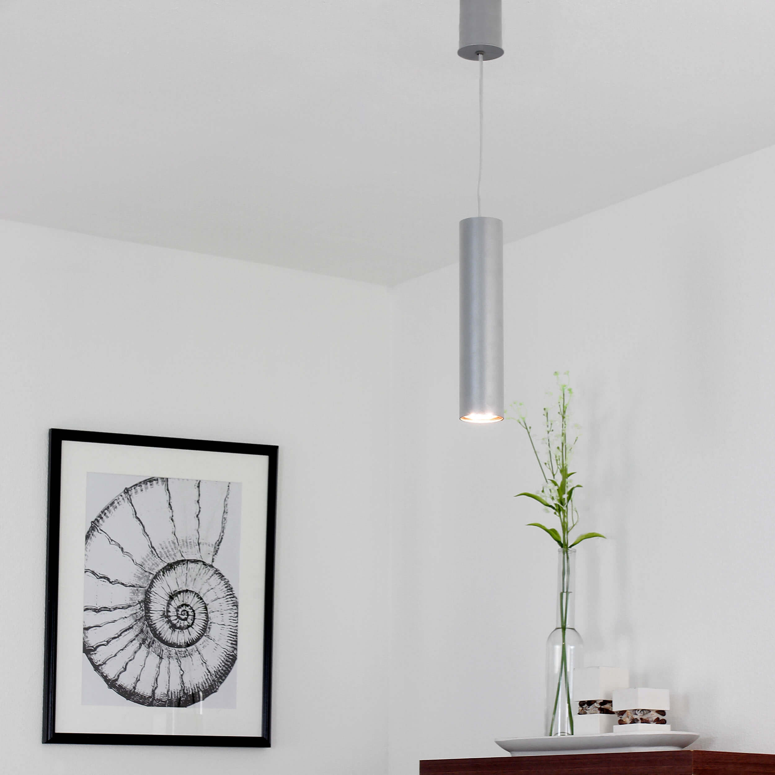 Drinnen, Innenarchitektur, Blumen-Arrangement, Lampe, Kronleuchter