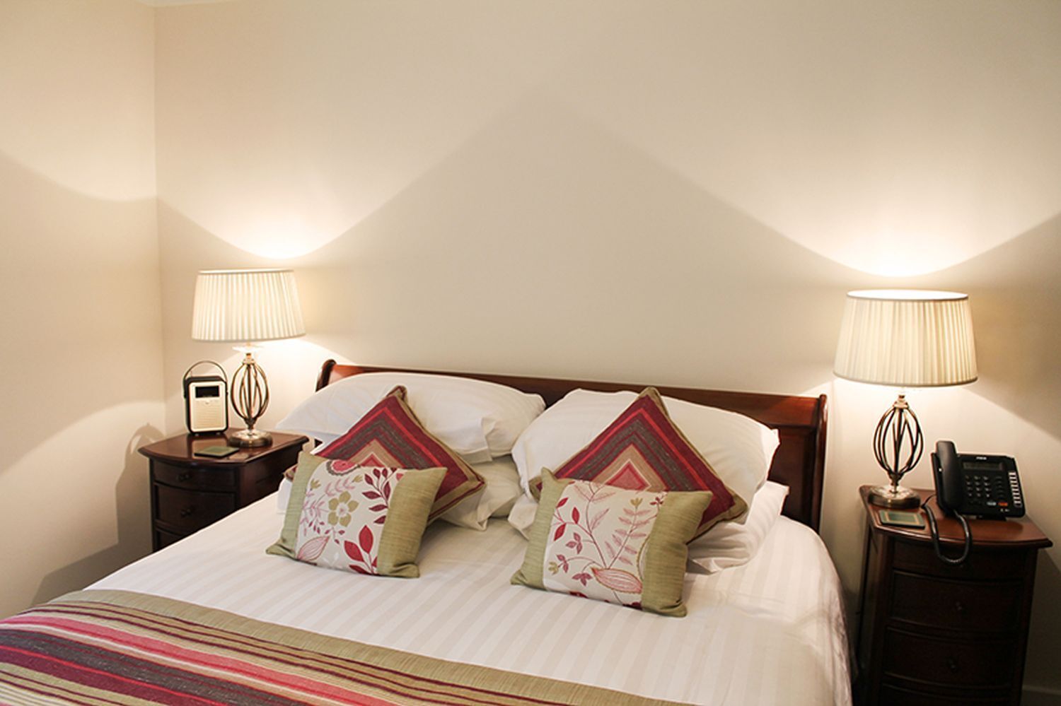 Kissen, Dekoration für Zuhause, Lampe, Tischlampe