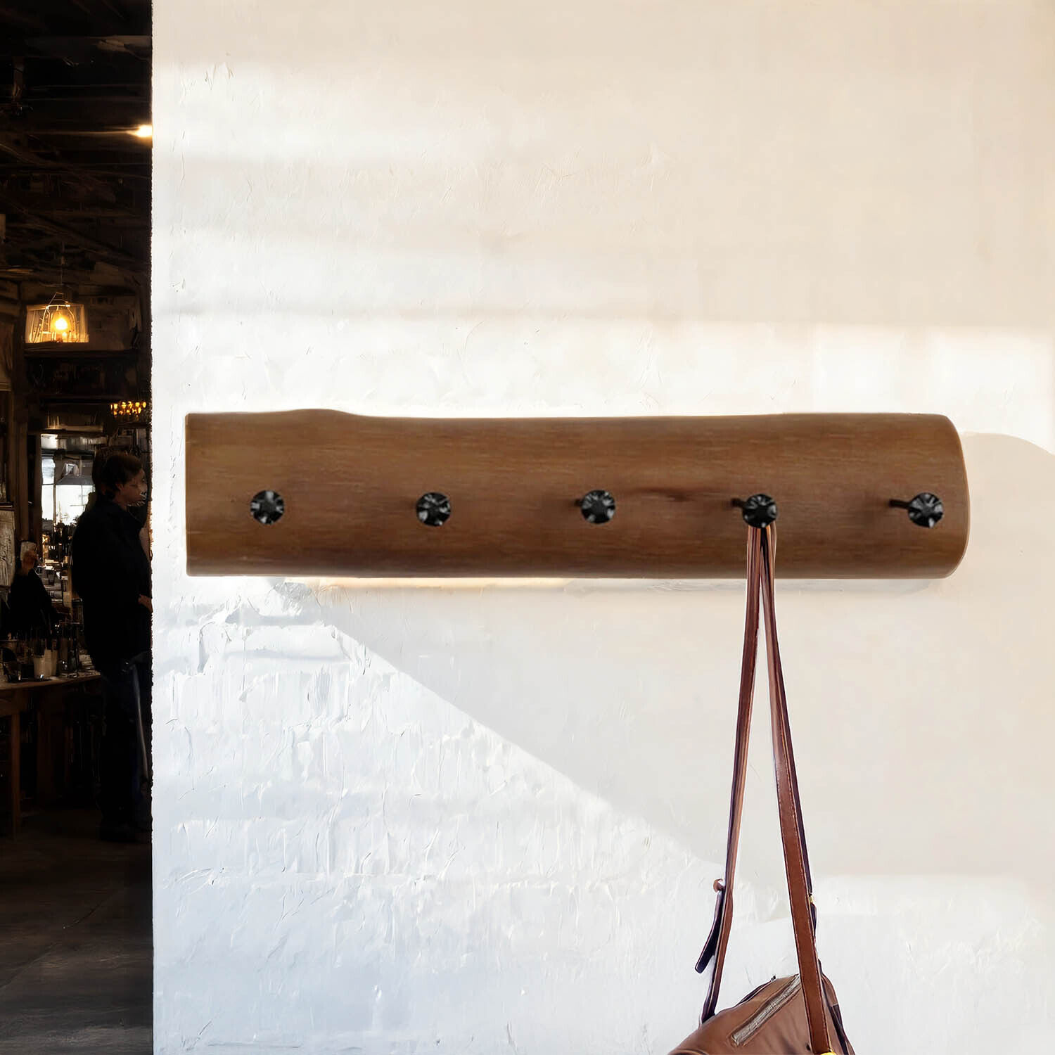 Wandgarderobe Holz Metall Handarbeit 100 cm in Braun Schwarz Drinnen, Innenarchitektur, Kleiderständer, Holz, Person