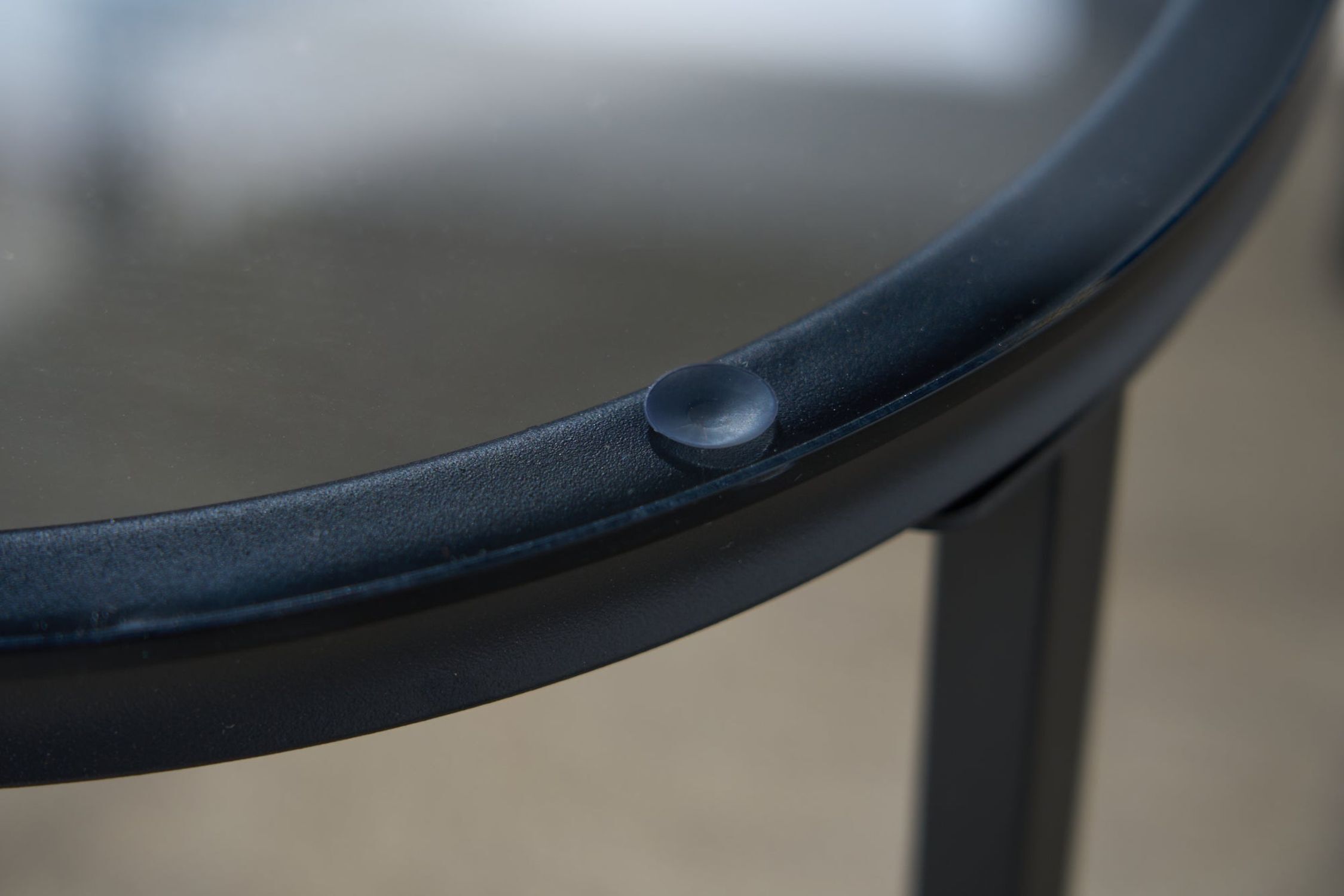 Couchtisch 2er Set MDF Hartglas Metall in Schwarz Moebel, Tabelle, Handlauf, Tischplatte