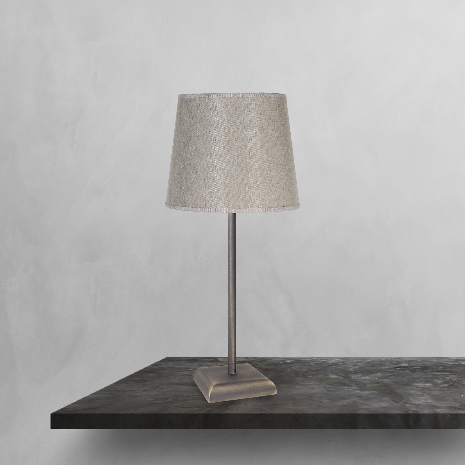 Tischlampe in Bronze matt Beige E27 45 cm Messing Stoff
