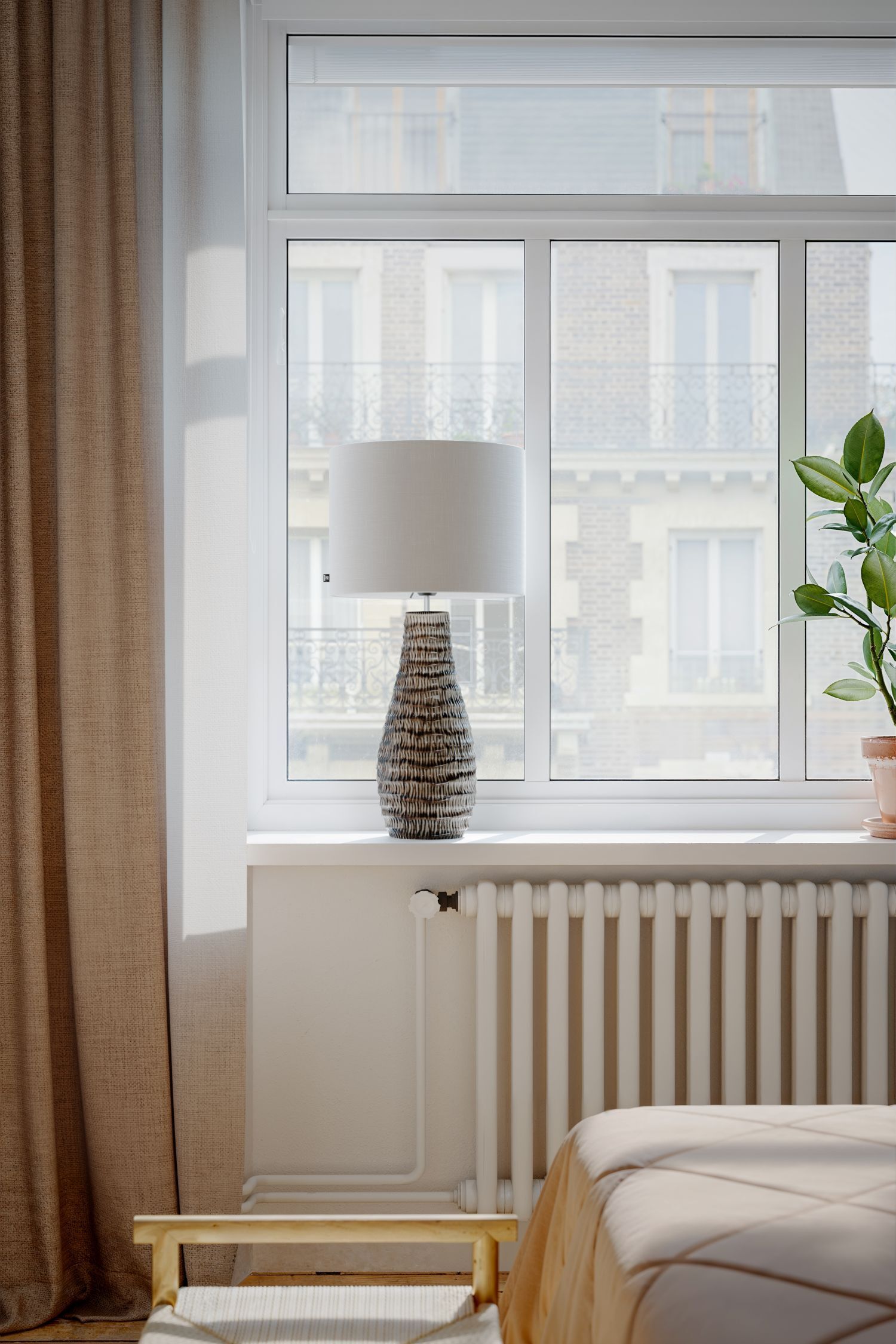 Nachttischlampe Stoff Keramik 74 cm hoch Braun Weiß E27 Fenster, Lampe, Fensterbank