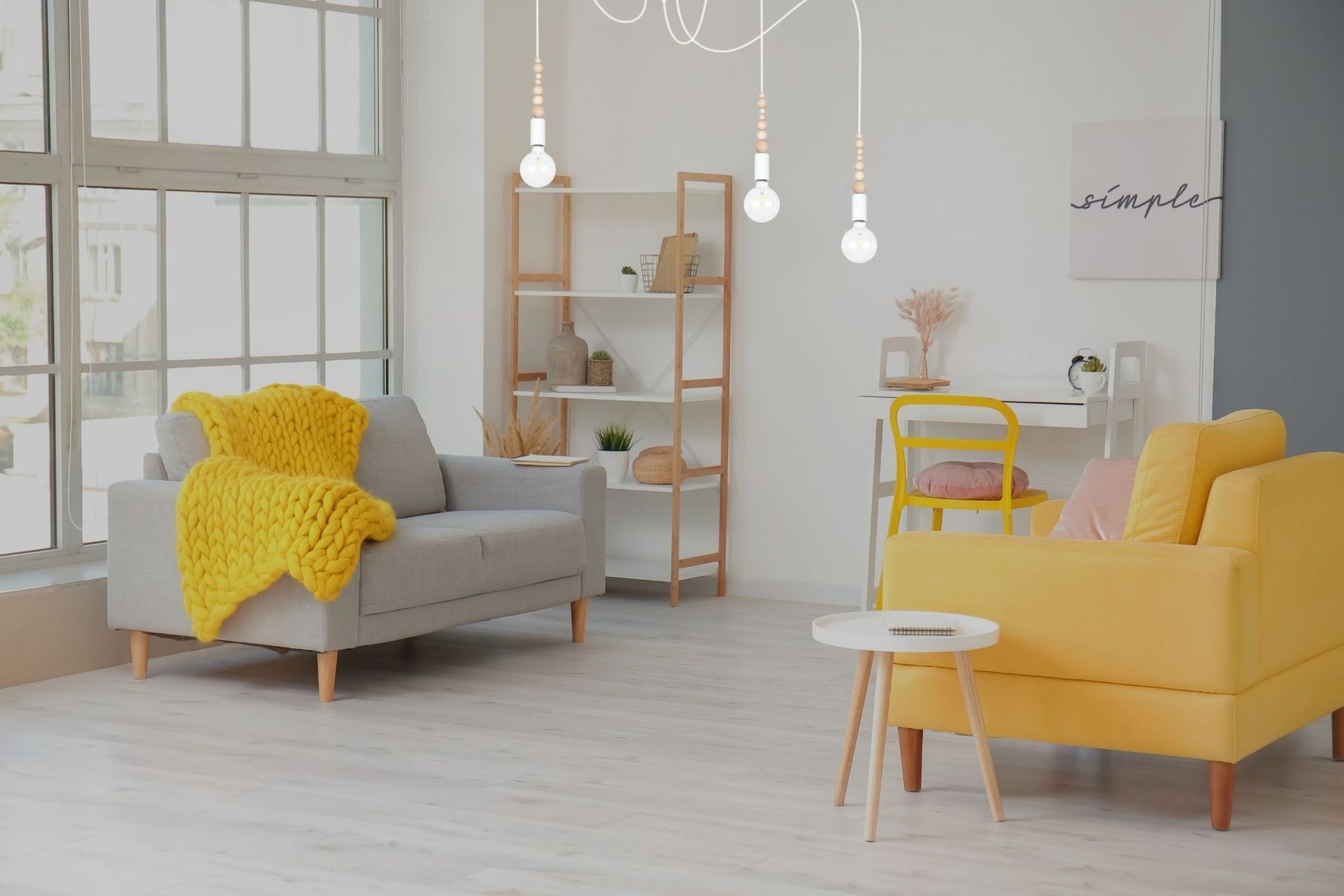 Große Spider Pendelleuchte Holz Metall E27 3-flmg Weiß Dekoration für Zuhause, Mobiliar, Kissen, Couch, Wohnzimmer