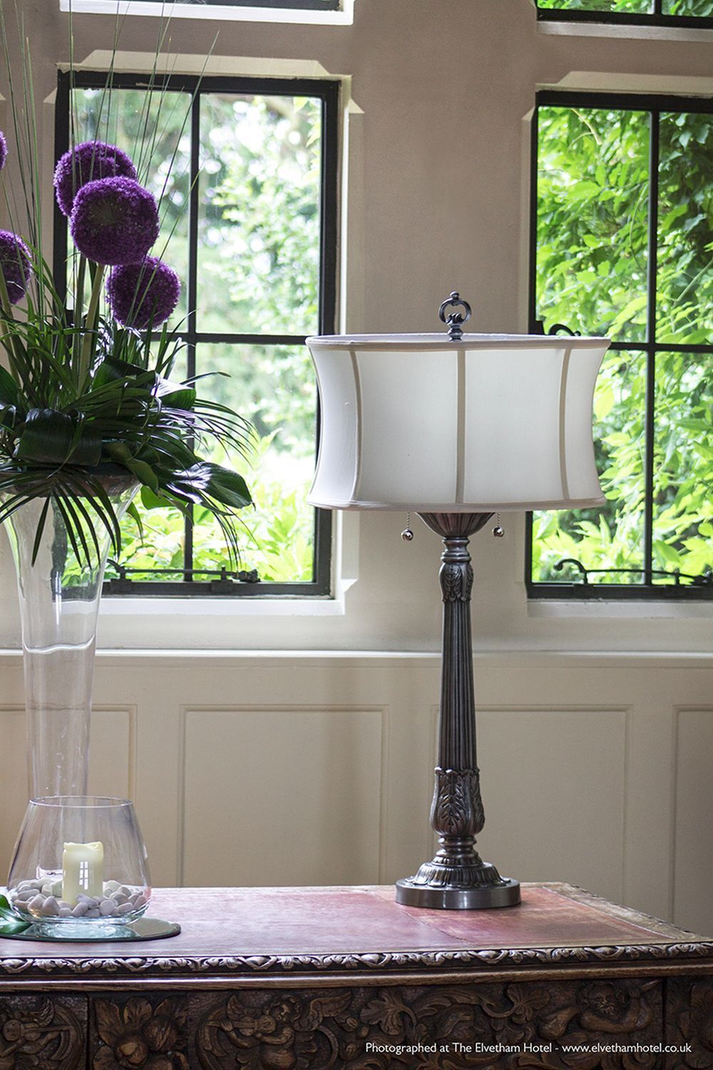 Tischlampe mit Zugschalter E27 94 cm hoch Stoffschirm