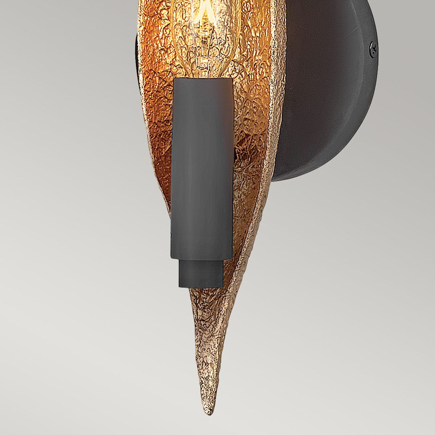 Wandleuchte Schwarz Gold 33 cm hoch für E14 IZORA