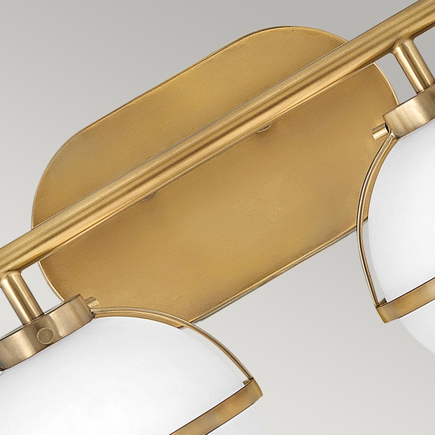 Wandleuchte Badezimmer Kugelschirm IP44 38,1 cm breit 2x E14