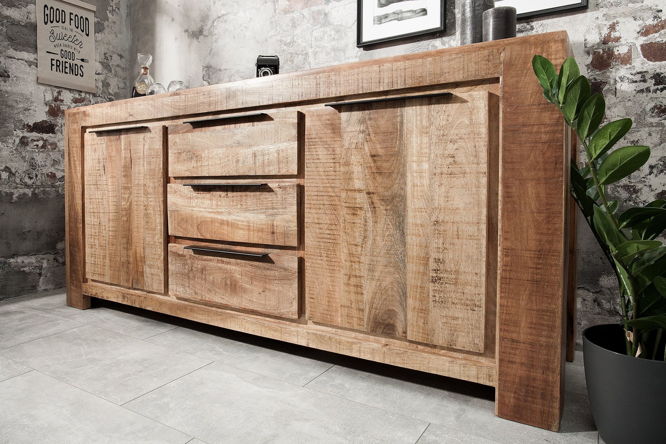 Sideboard Mangoholz 174 x 76 cm Handarbeit Schubladen Türen Anrichte, Innenarchitektur, Holz, Hartholz, Gebeiztes Holz