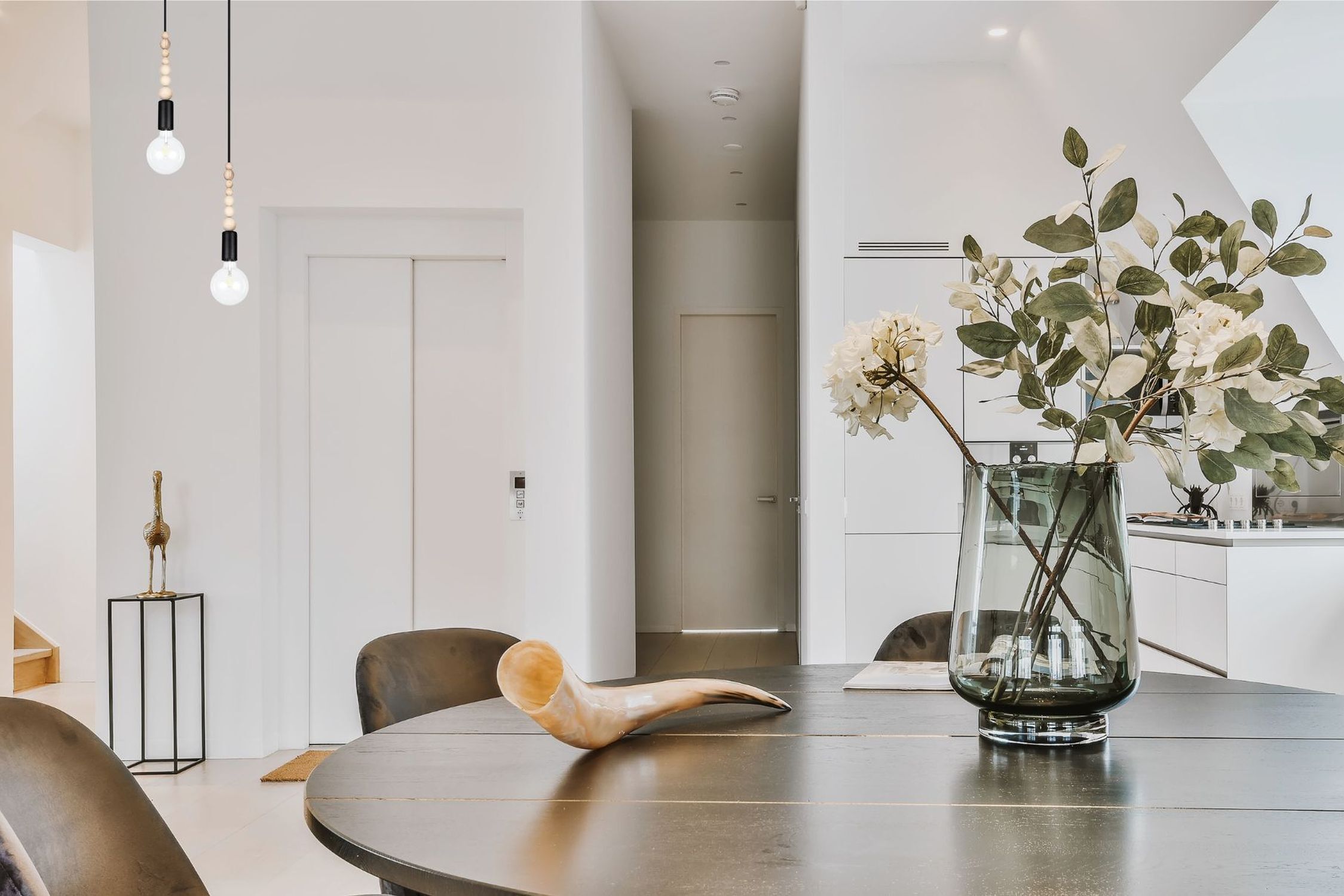 Pendelleuchte Holz Metall Schwarz E27 Ø14 cm wohnlich Drinnen, Innenarchitektur, Foyer, Tabelle, Blumen-Arrangement