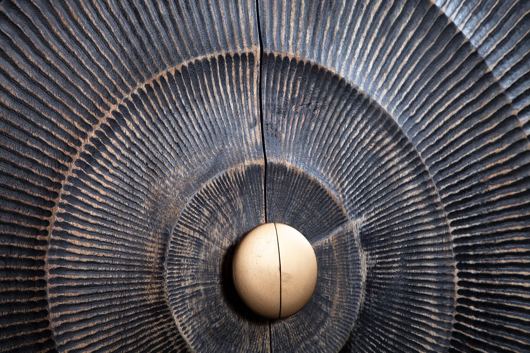 Dekoratives Highboard Schwarz Gold H: 120 cm Handarbeit Ei, Essen, Sphäre