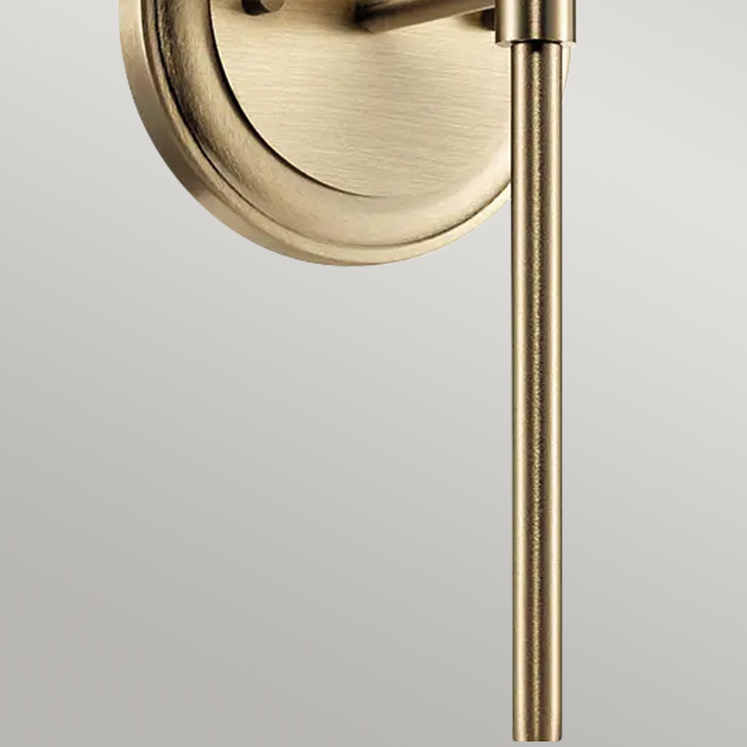 Bronze, Griff, Drinnen