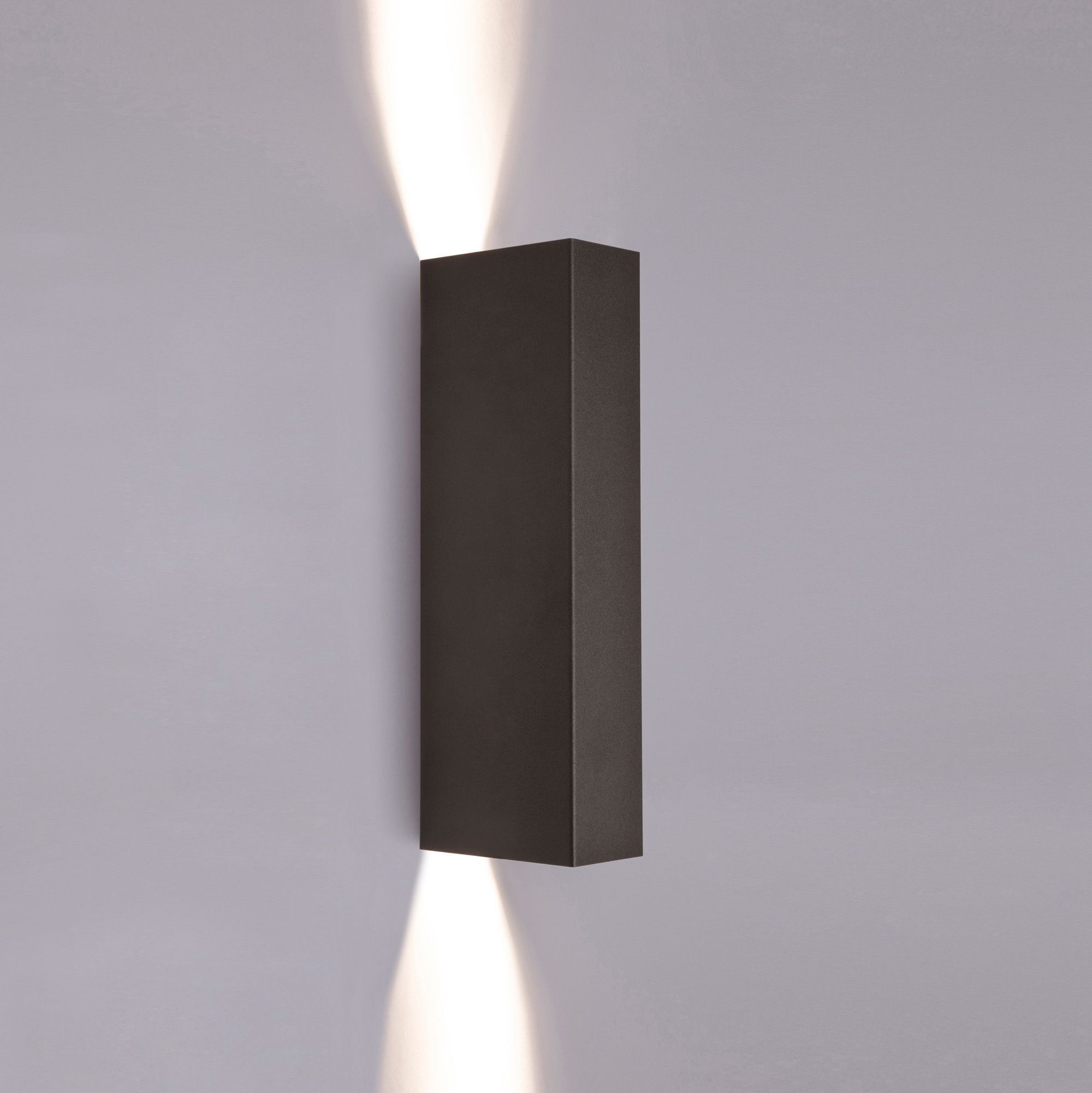 Wandlampe, Wandlampe metall, Wandscheinwerfer, Wandlicht, Korpuslampe